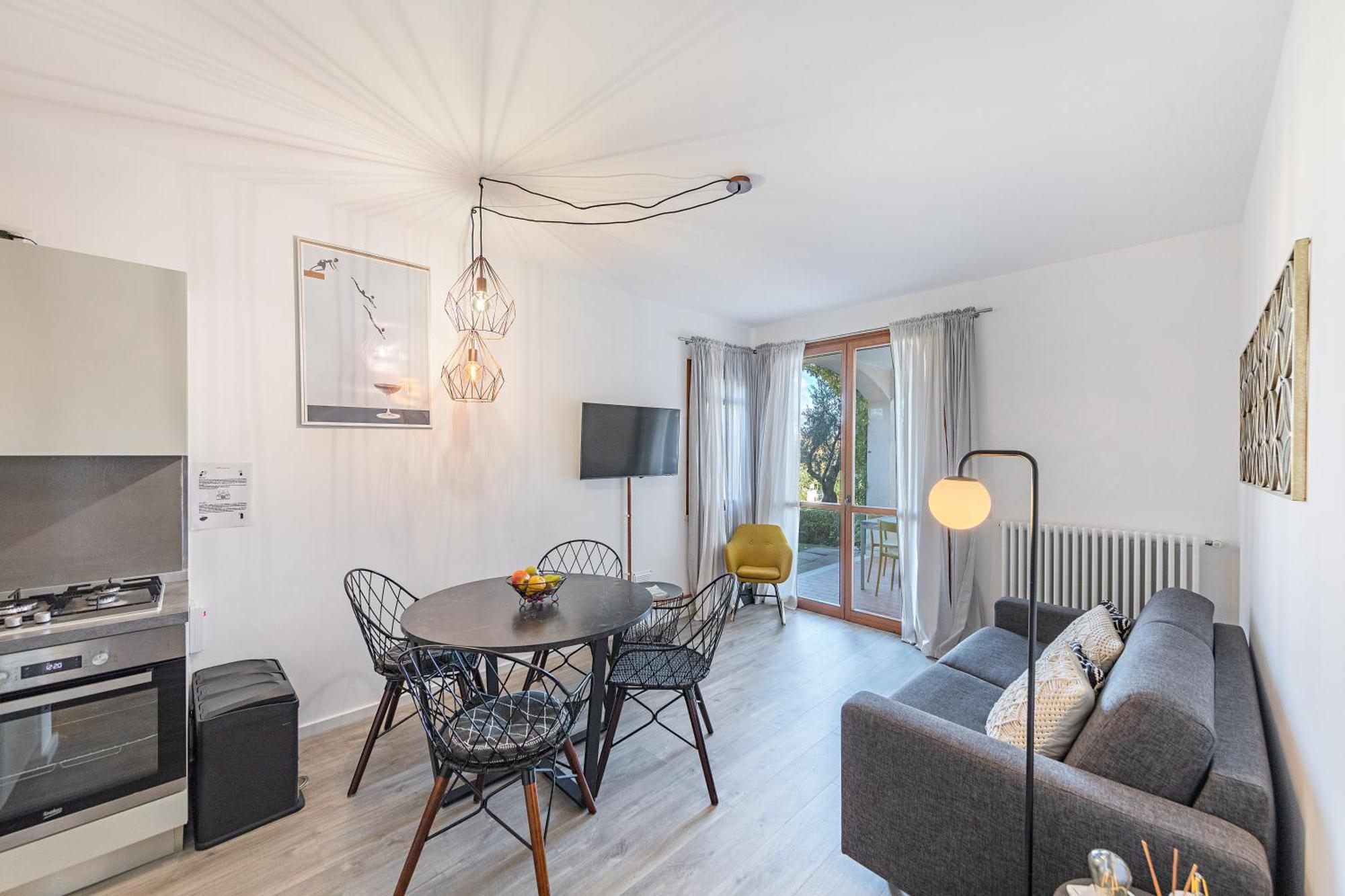 Appartement Le Giare Pt-7 By Wonderful Italy à Polpenazze del Garda Extérieur photo